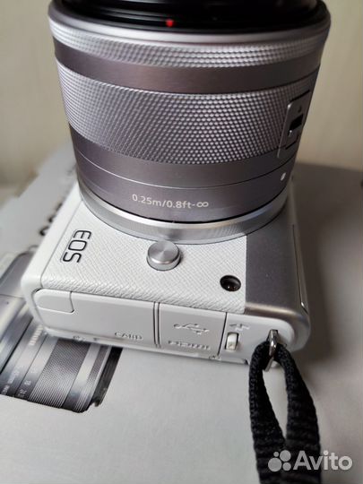 Фотоаппарат системный Canon EOS M200 WH M15-45