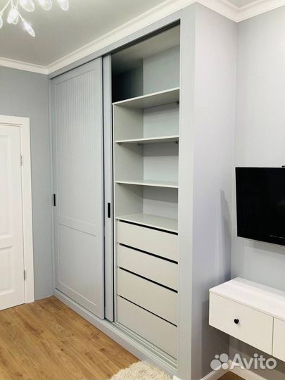 Шкаф в прихожую