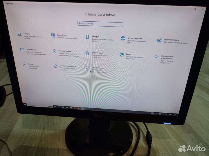 Монитор LG flatron w1942s