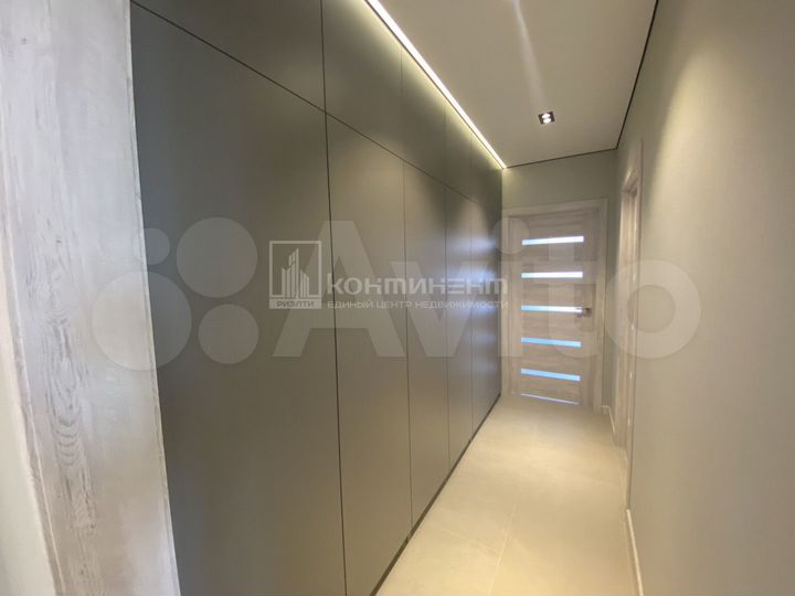 2-к. квартира, 51 м², 8/10 эт.