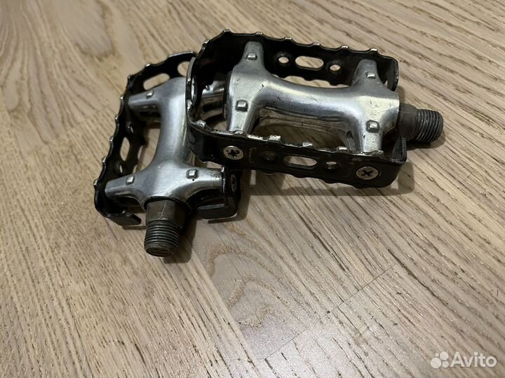 Педали для велосипеда