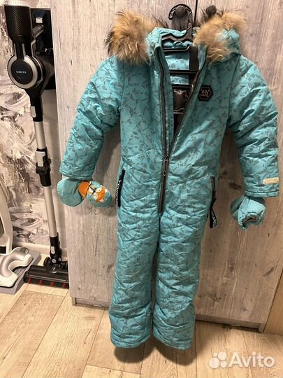 Зимний комбинезон для девочки