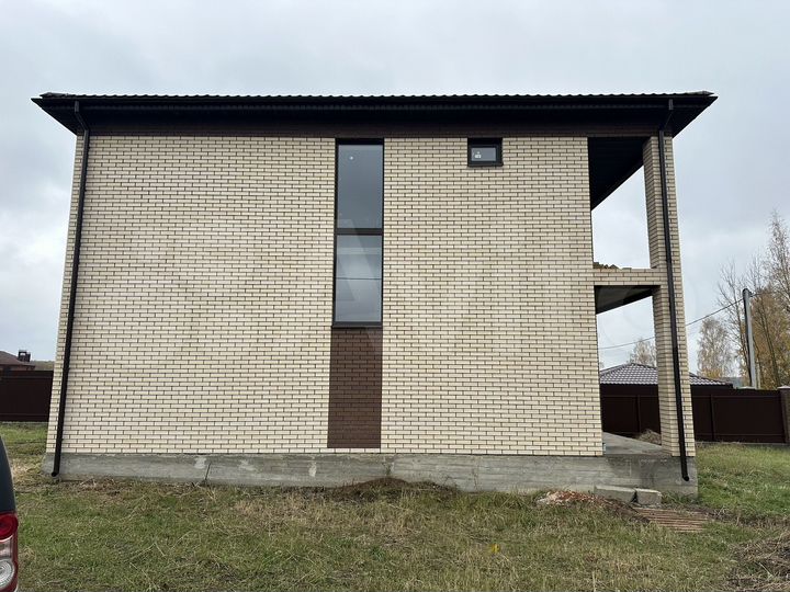 Дом 170 м² на участке 7 сот.