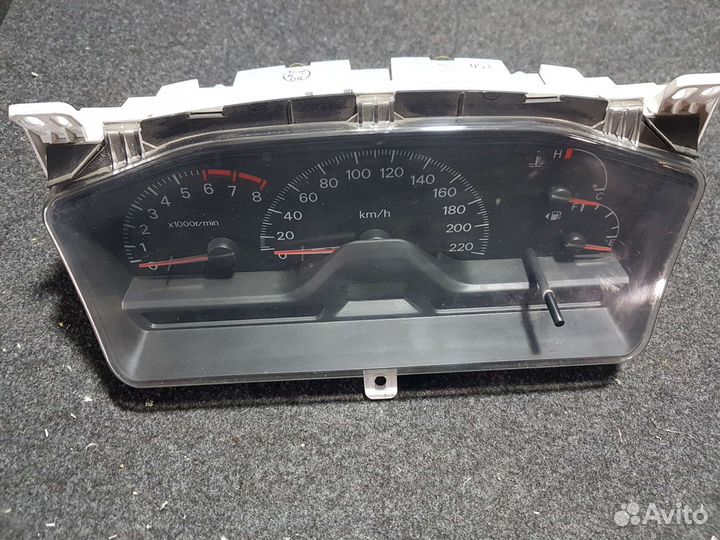 Щиток приборов Mitsubishi lancer 9