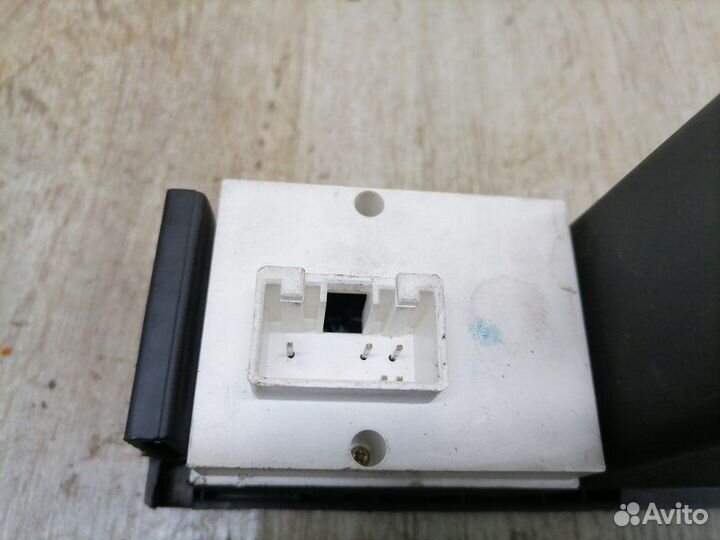 Часы Mazda 323 BJ zlde 1998