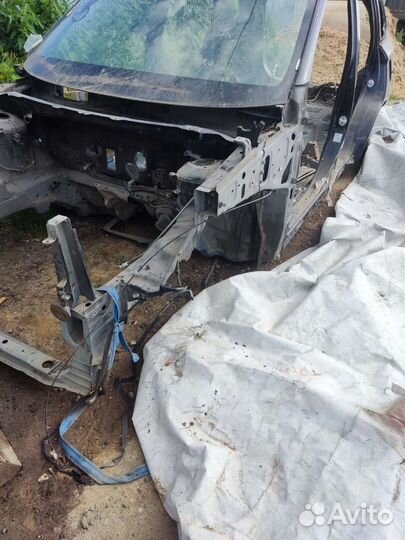 Четверть передняя левая Mitsubishi outlander 3