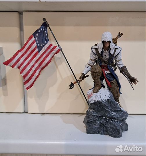 Assassin s creed фигурка Конор