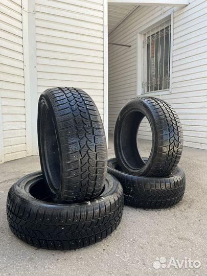 Tigar Sigura Stud 215/55 R17 98T