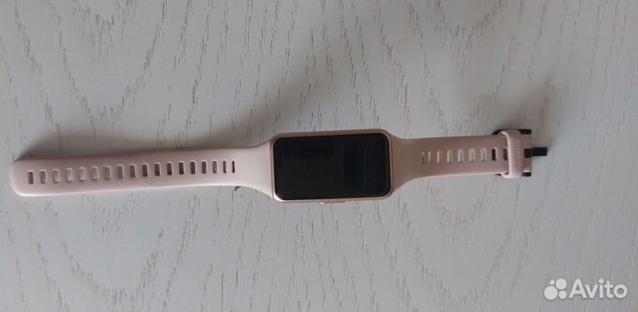 Фитнес браслет huawei band 6