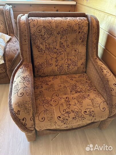 Диван и кресло