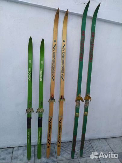 Беговые лыжи деревянные и палки СССР
