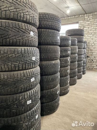 Dunlop SP Winter Ice 01 205/55 R16