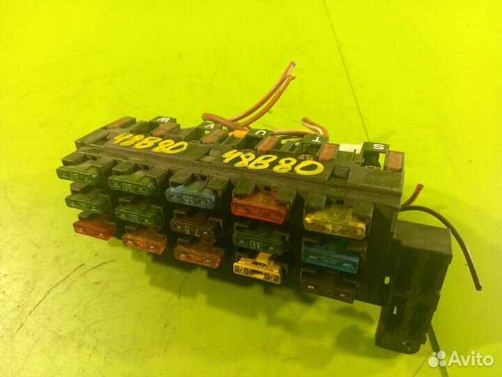 Блок предохранителей для Mercedes-Benz W140