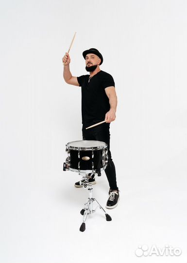 Барабанная школа, преподаватель по барабанам