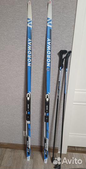 Комплект лыжи Nordway и палки 170/125 см