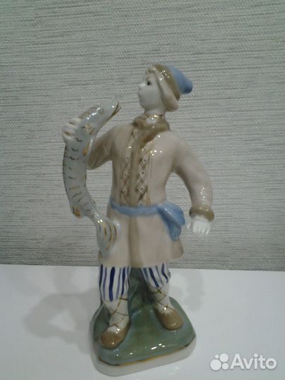 Статуэтка емеля со щукой