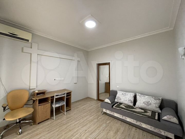 Доля в 1-к. квартире, 23 м², 1/2 эт.