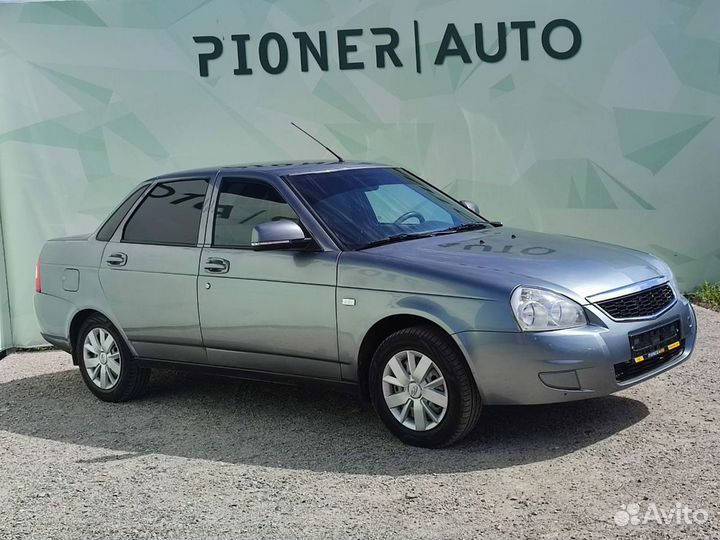 LADA Priora 1.6 МТ, 2010, 241 993 км