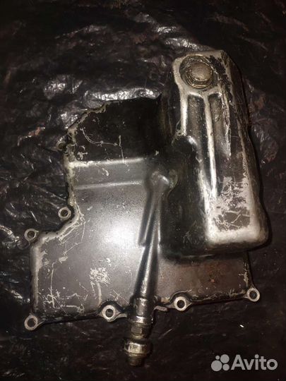 Поддон Suzuki bandit gsf400 rf400 gsxr400