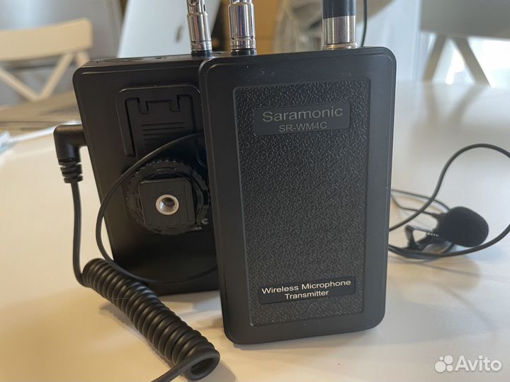 Петличная радиосистема Saramonic SR-WM4C