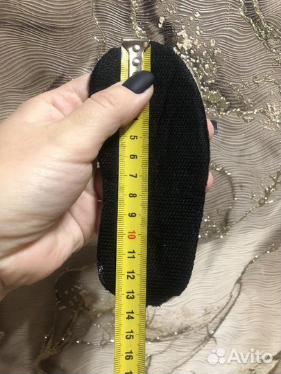 В сад на физ-ру чешки 24р. 13,5 см