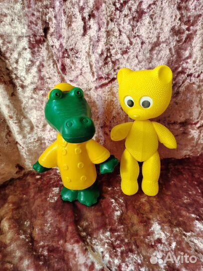 Крокодил Гена и Медведь - дутый пластик СССР