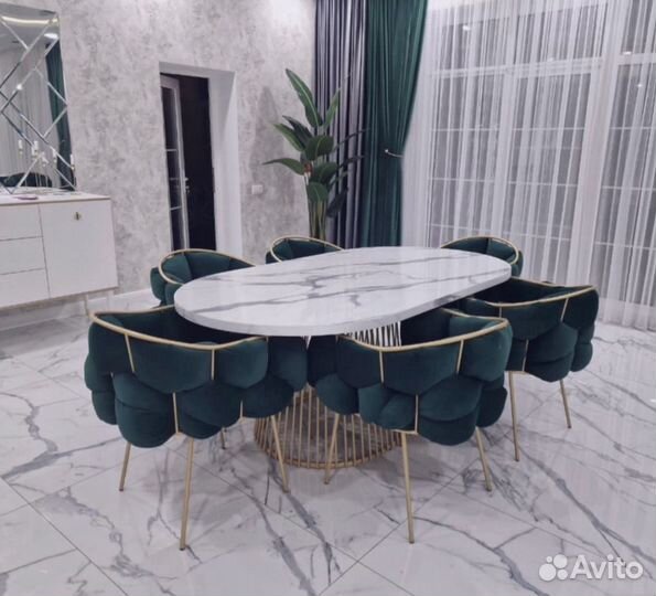 Кухонный стол и стулья от производителя