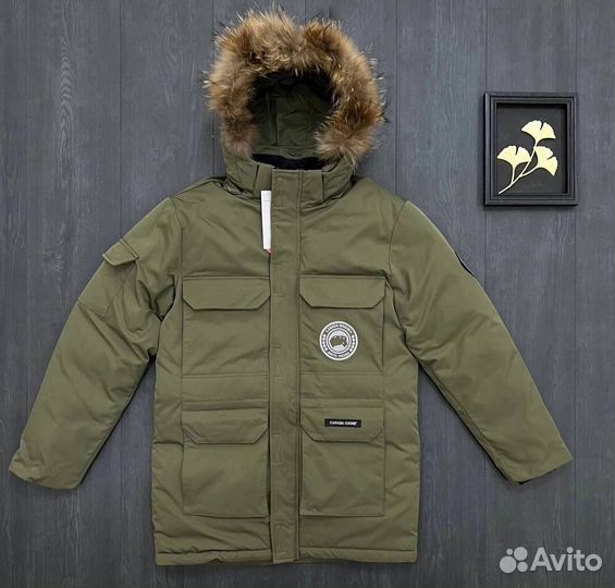 Зимняя куртка Canada goose