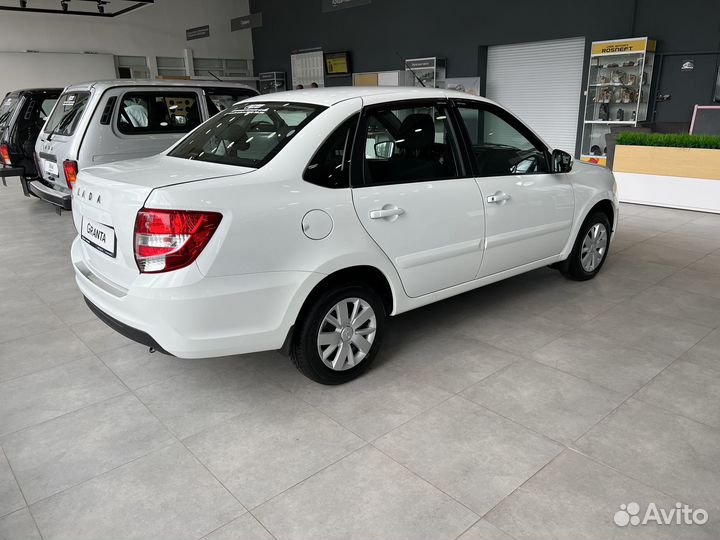 LADA Granta 1.6 МТ, 2023