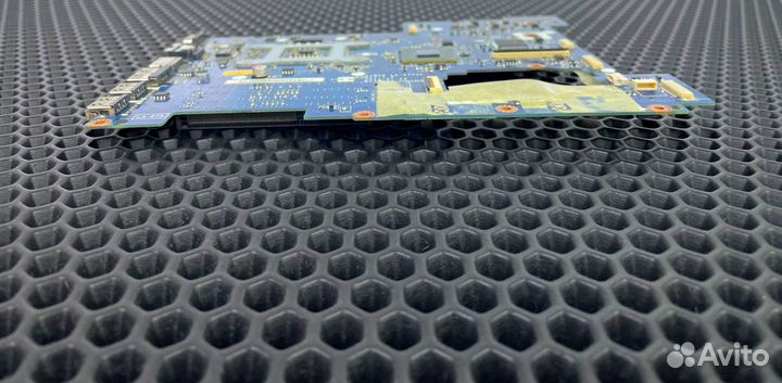 Материнская плата Lenovo G570 LA-675AP