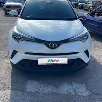 Toyota C-HR 1.2 CVT, 2018, 57 000 км, с пробегом, цена 2 380 000 руб.