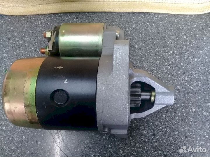 Стартер Новый не оригинал Mazda F85018400