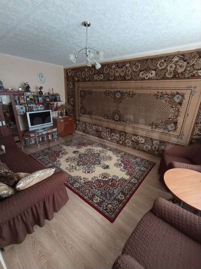 4-к. квартира, 82 м², 2/2 эт.