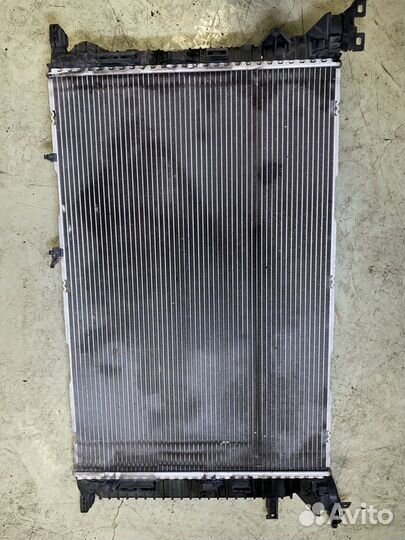 Радиатор охлаждения Audi A4 B8 8K5 8K0121251K