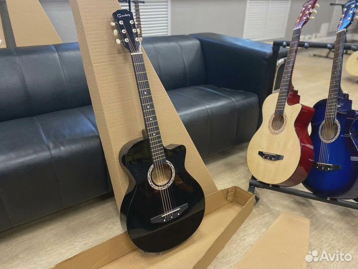 Гитара новая в упаковке