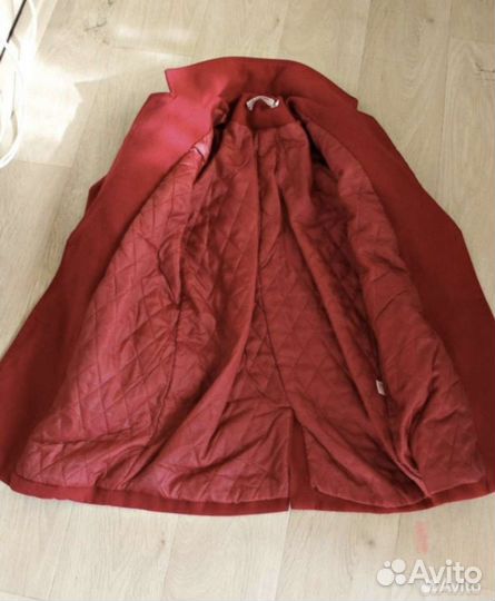 Новосибирск женское пальто и куртка (синтепон) S