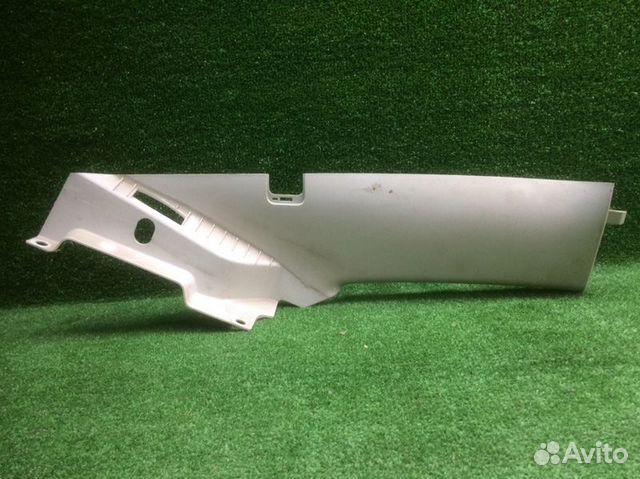 Накладка задней стойки левая Ford Focus 3 седан