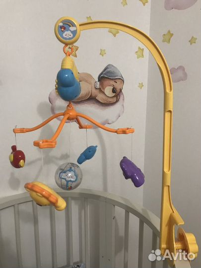 Мобиль на детскую кроватку