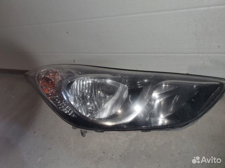 Противотуманка на hyunday elantra 5