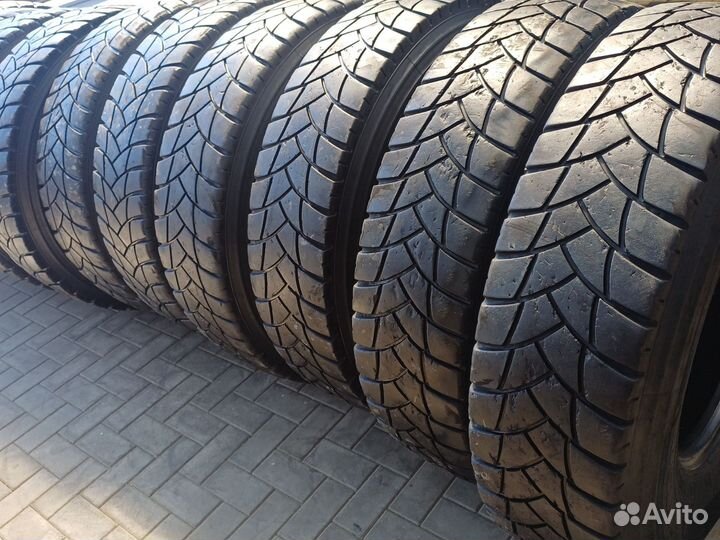 Грузовые шины б/у 13R22.5 jinyu