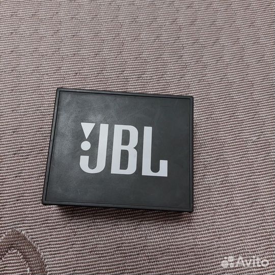 Колонка jbl