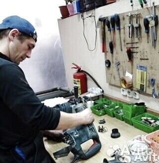 Помощник мастера по ремонту эл. инструмента