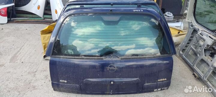 Задняя крышка, Опель Омега В