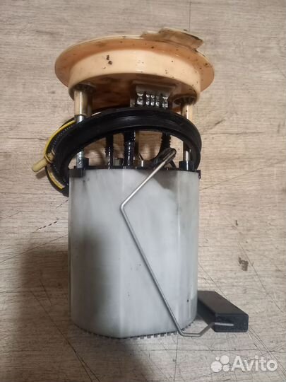 Насос топливный Skoda Octavia A5