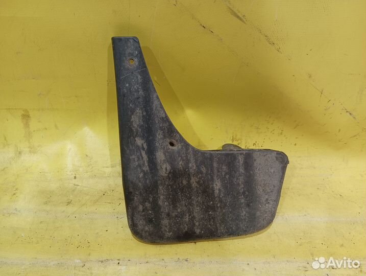 Брызговик задний правый citroen c4 2005-2011