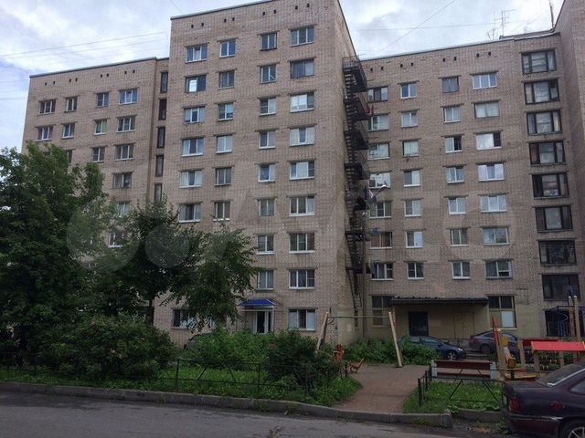 Комната 18 м² в 8-к., 5/9 эт.