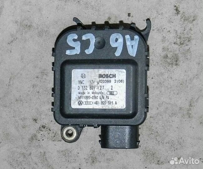 Моторчик заслонки отопителя Audi A6 C5 2.4 4B18205