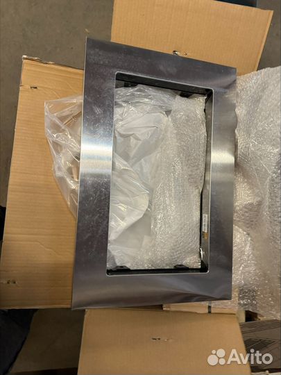 Встраиваемая микроволновая печь Indesit MWI 120 GX