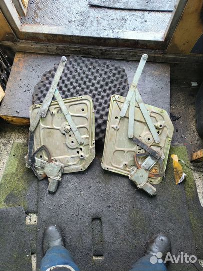 Стеклоподъёмник электрический Volvo FL7