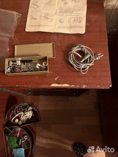 Швейная машина Подольск 142